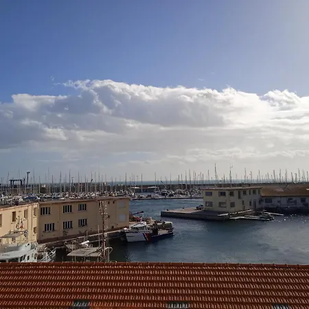 Design Vue Port 2 Pas Des Canaux + Parking Appartement Sète