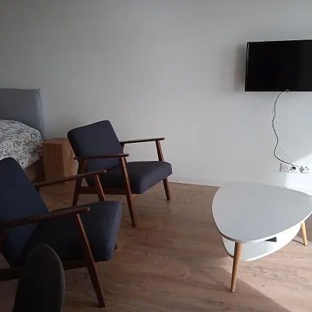 Design Vue Port 2 Pas Des Canaux + Parking